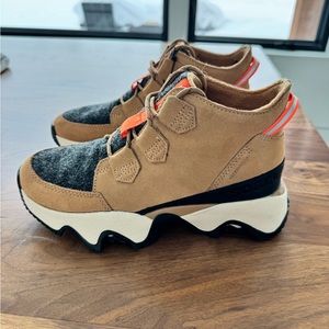 SOREL TAWNY KINETIC IMPACT CARIBOU